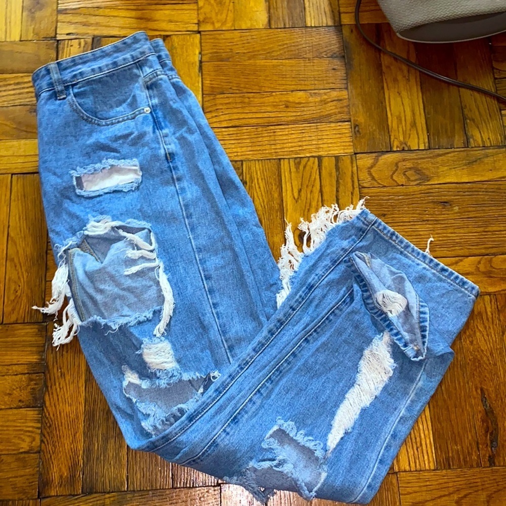 Shein distressed jeans size: L 8/10